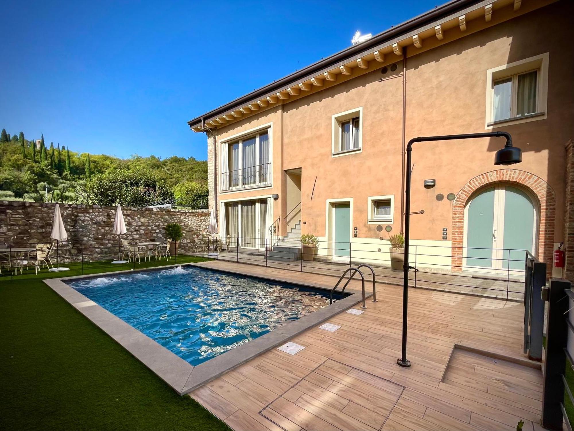Villa Fontanelle Gardapartments Polpenazze del Garda Exterior photo