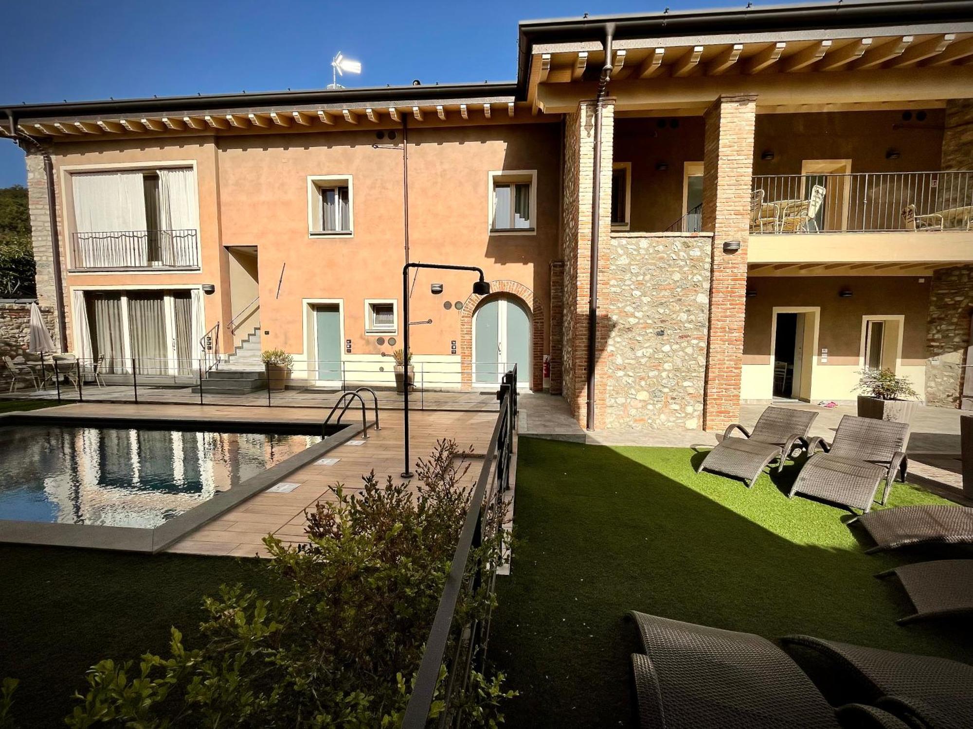 Villa Fontanelle Gardapartments Polpenazze del Garda Exterior photo