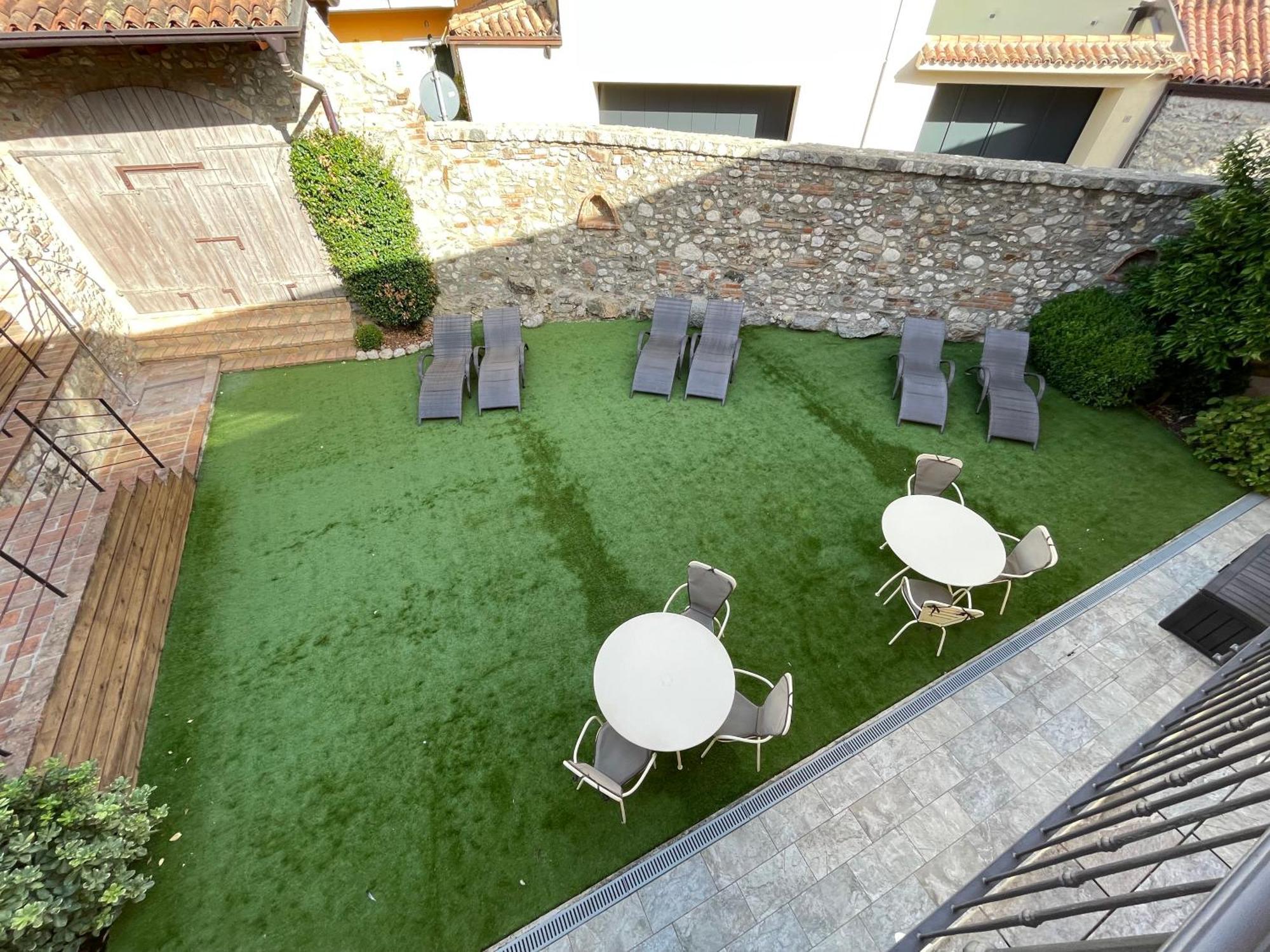 Villa Fontanelle Gardapartments Polpenazze del Garda Exterior photo
